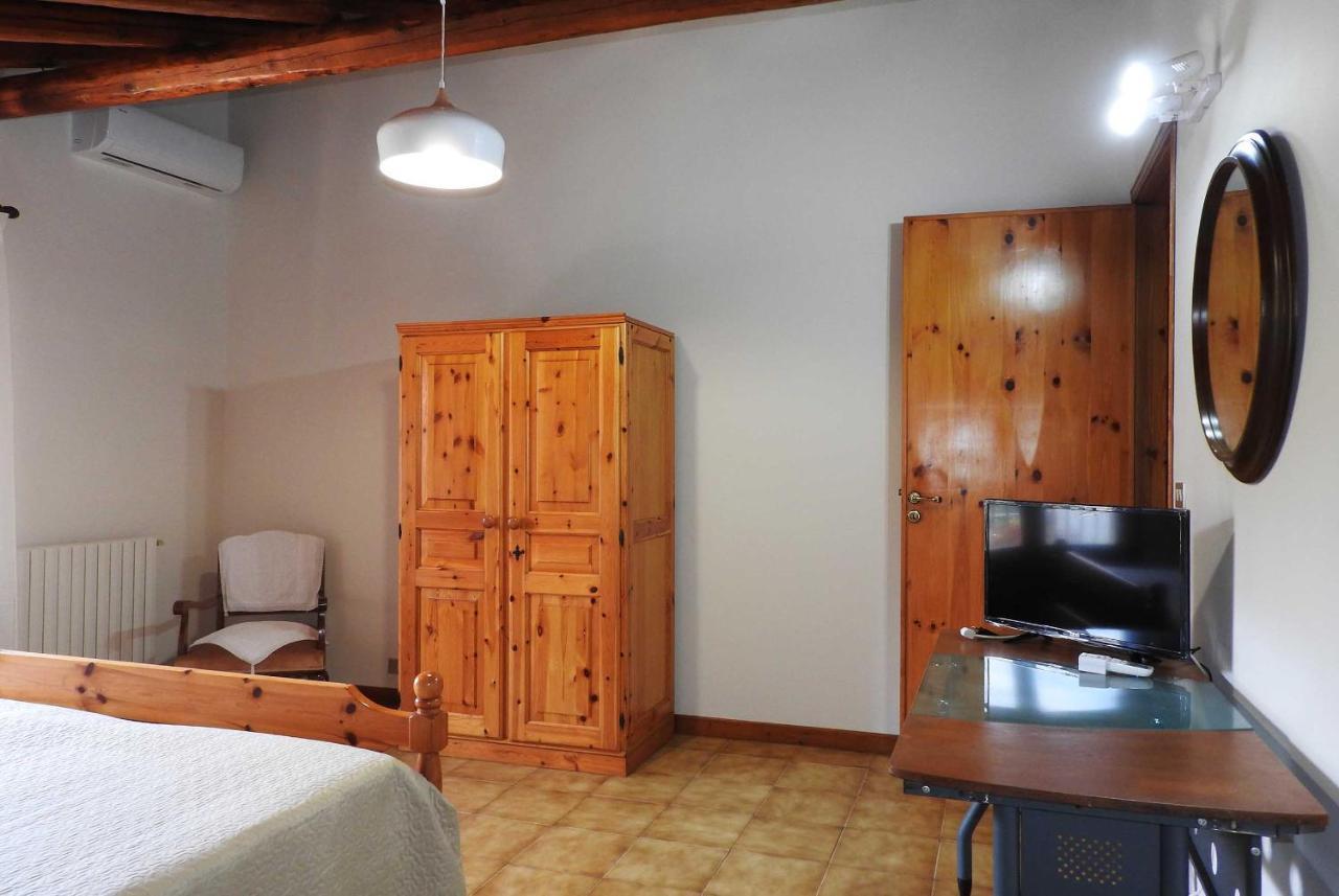 Apartamento Mansarda Sul Mare Dei Ciclopi Aci Trezza Exterior foto